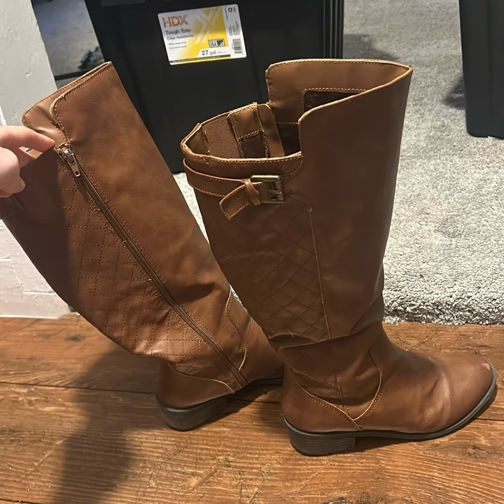 Brown boots